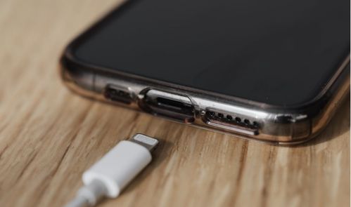 數(shù)據(jù)線為何不能亂用 iPhone數(shù)據(jù)線影響充電速度嗎？